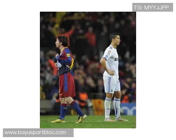 梅西与C罗继续征战绿茵场球迷期待2026年精彩对决