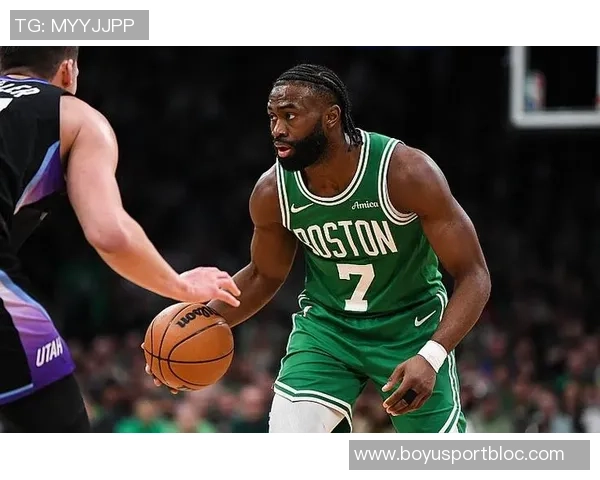 神射手豪泽创凯尔特人历史新纪录单场三分球命中数突破十个