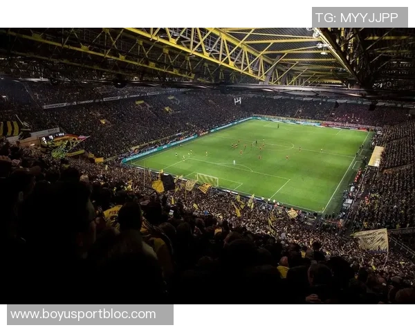 德甲联赛分析拜仁多特继续领跑法兰克福主场表现堪忧